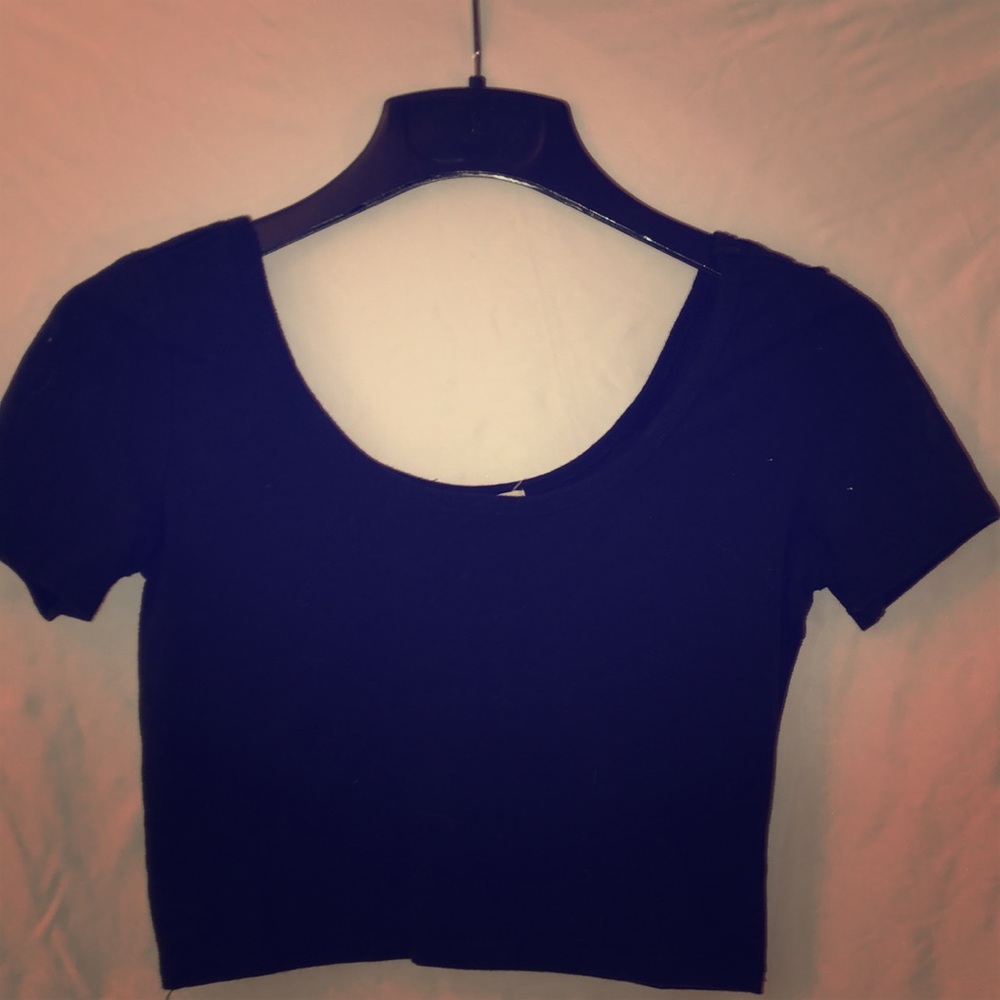 Black crop top